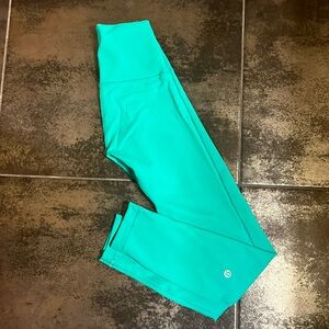 Wunder Under 25 inch leggings